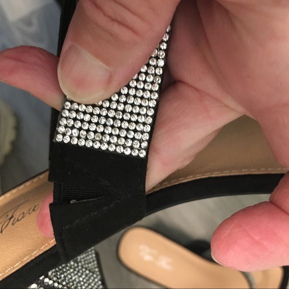 Vigo Fiore Rhinestone Bling Sandals - Picture 8 of 9